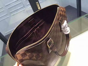 頂級原單 專柜爆款男包 進口真空電鍍24k五金手提包 男士斜挎包 精致做工